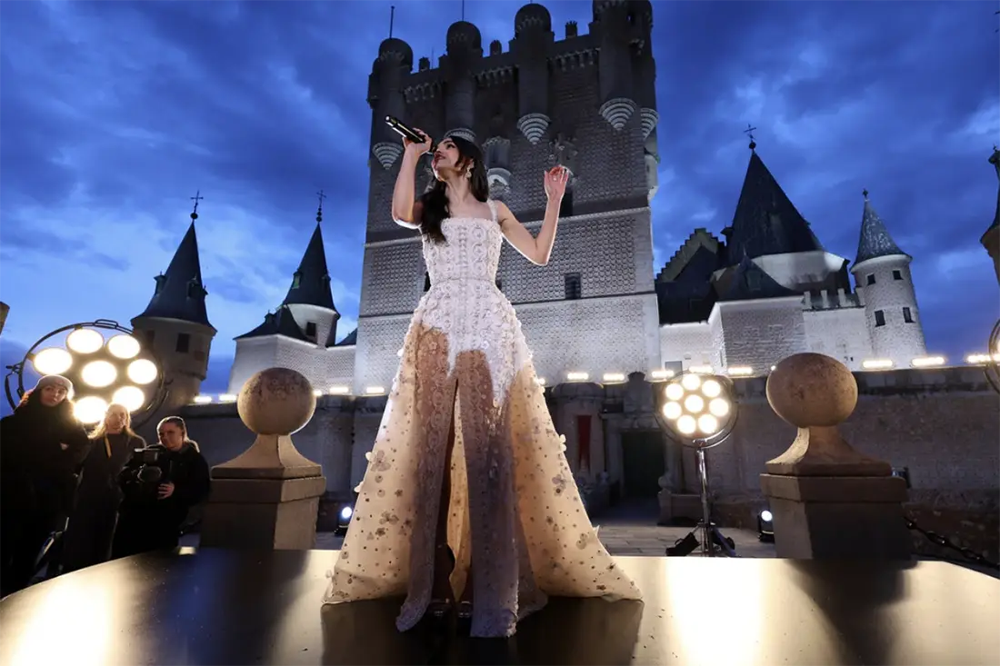 Rachel Zegler Performs Waiting on a Wish at Alcázar of Segovia Castle